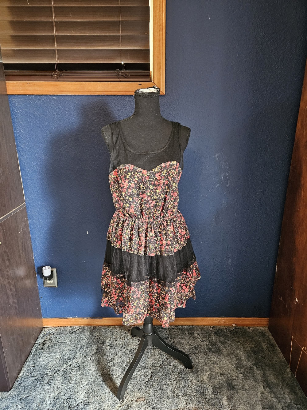 Pinky Black Mesh Dress with Floral Trim womens size medium